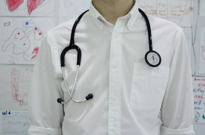 Tips to find the best new physician
